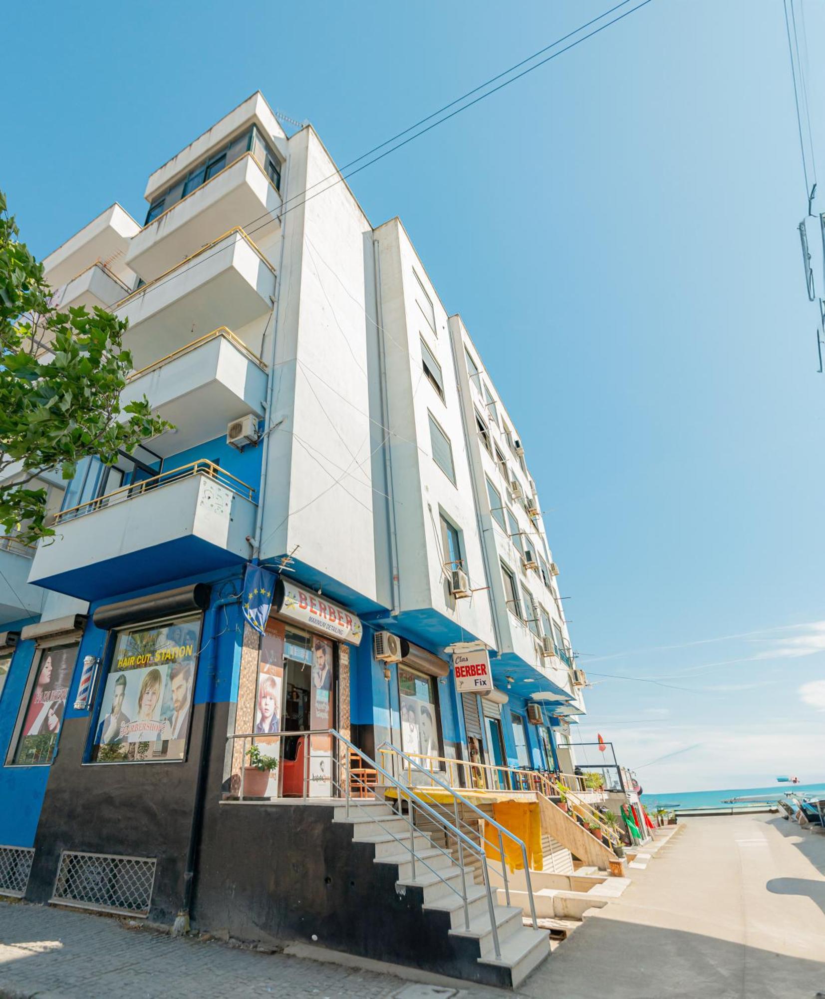 Vila Al2 Durres Exterior photo